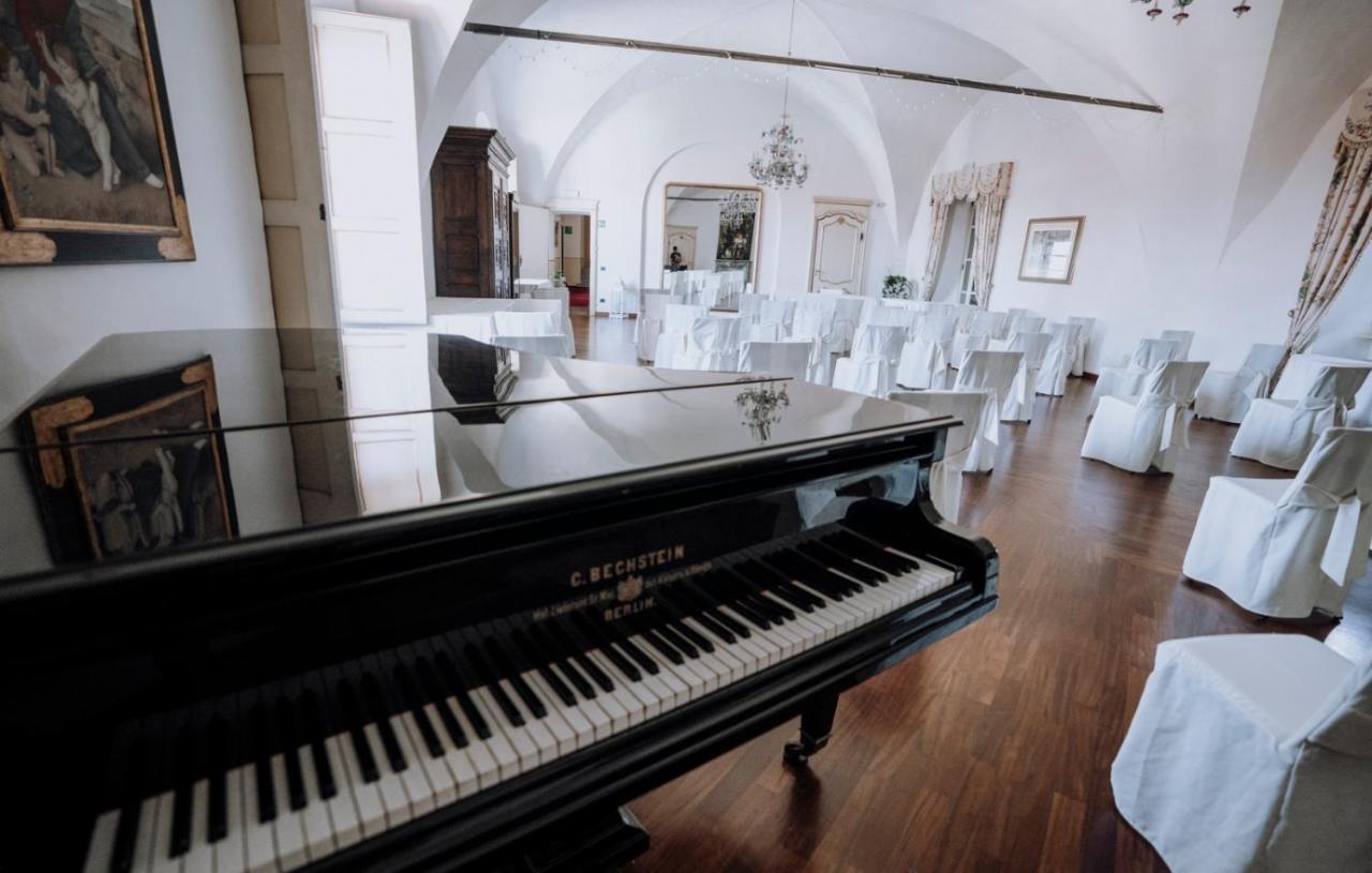 Castello Rosso Hotel Costigliole Saluzzo Kültér fotó