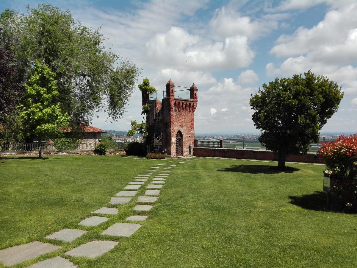 Castello Rosso Hotel Costigliole Saluzzo Kültér fotó